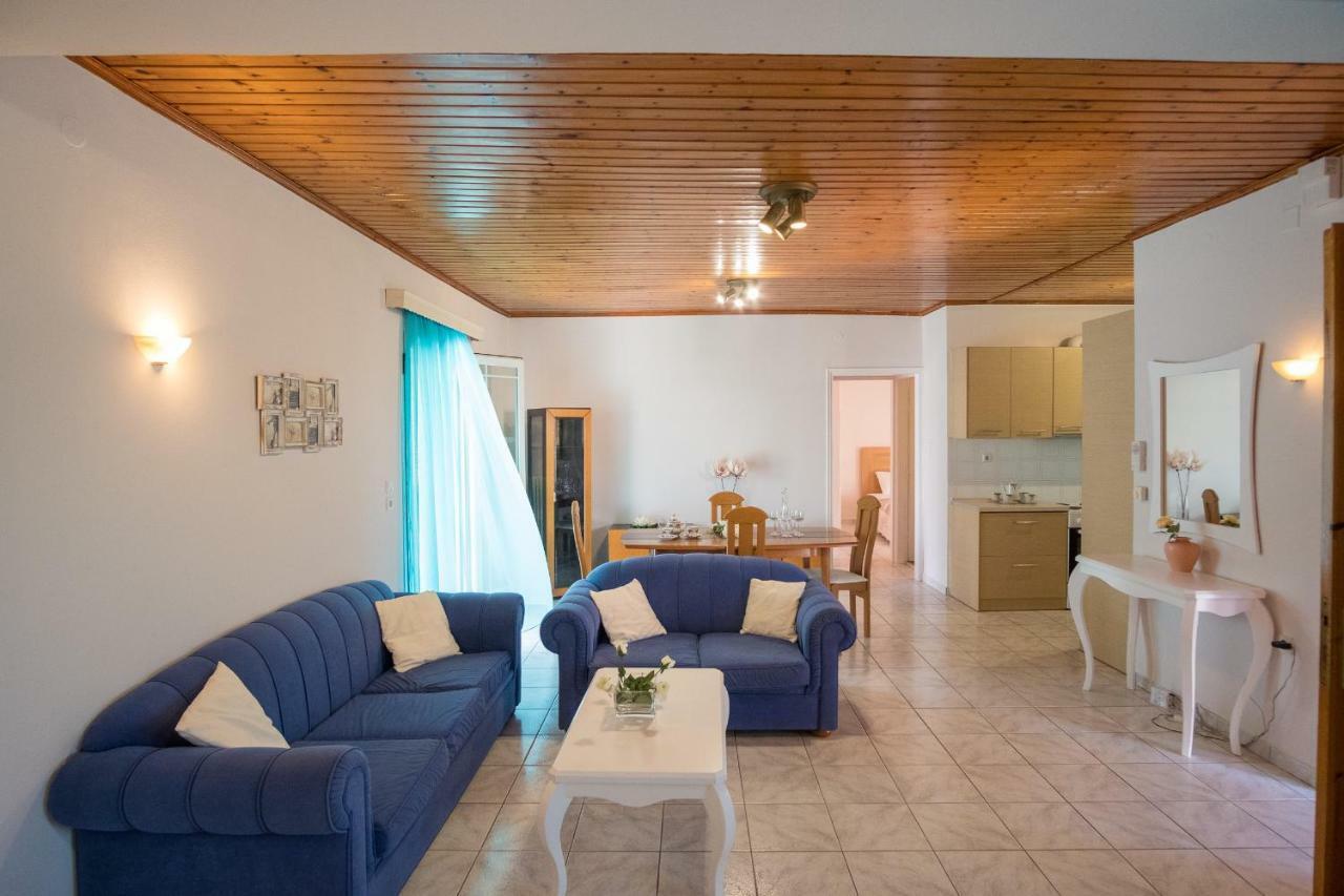 Aelia Apartment Preveza Buitenkant foto