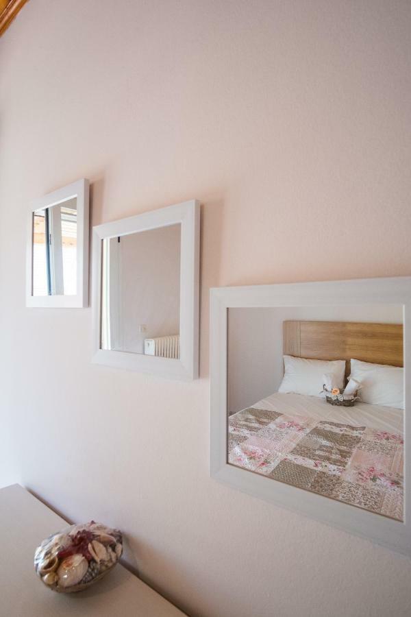 Aelia Apartment Preveza Buitenkant foto